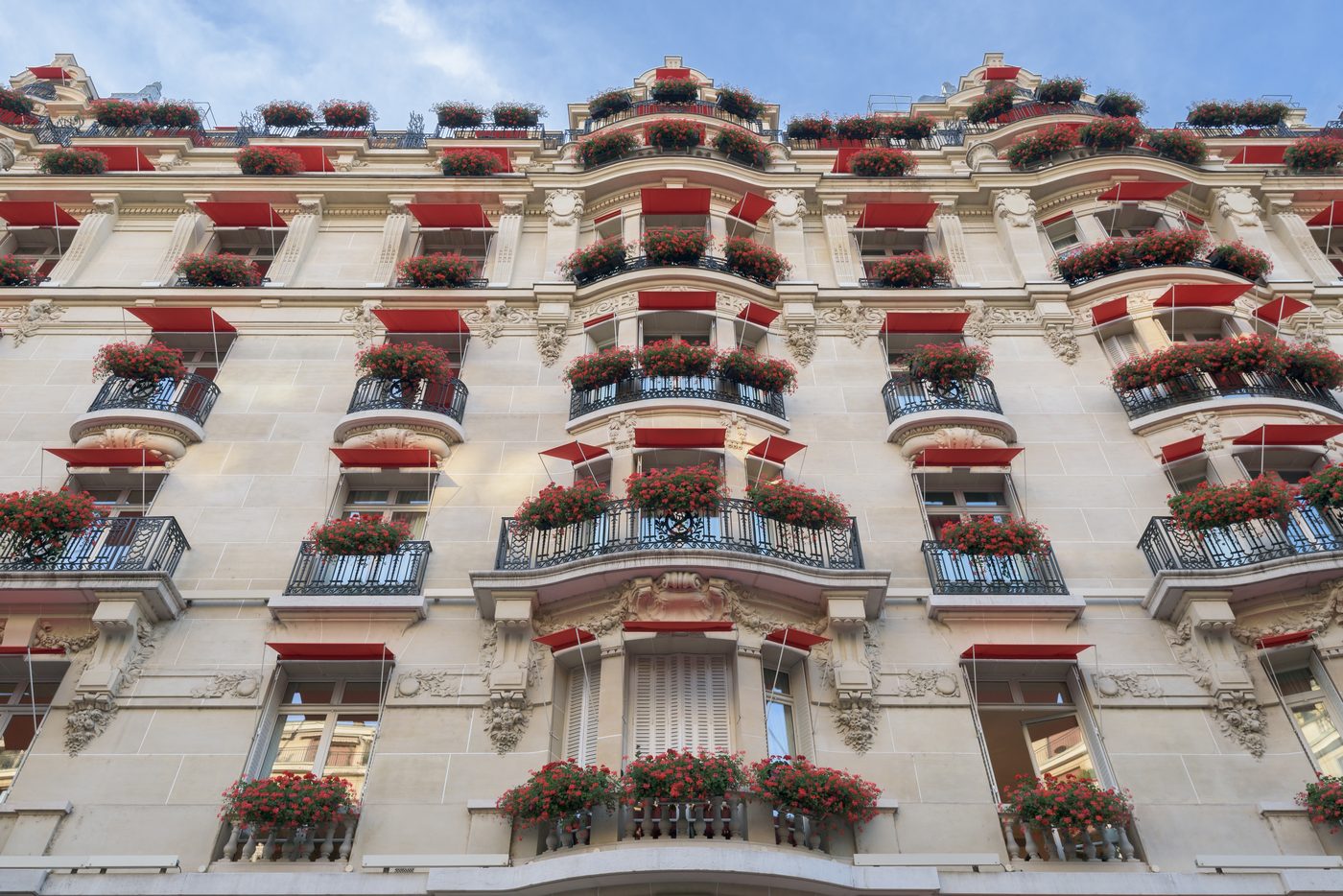 nettoyage façade hôtel Paris — après nettoyage